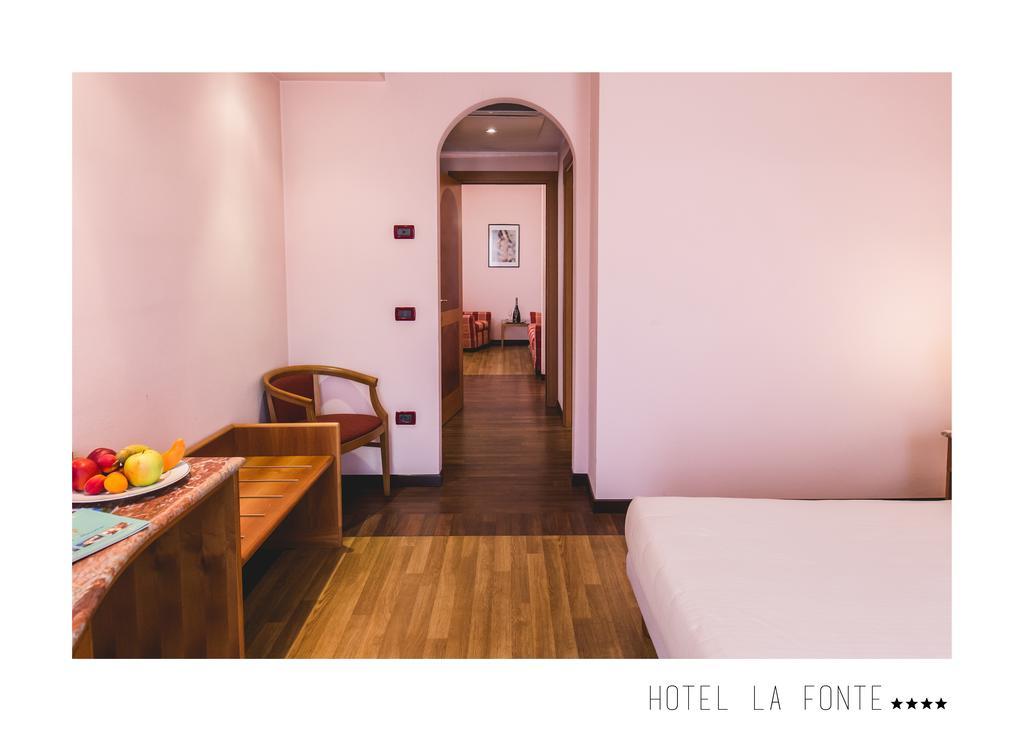 La Fonte Hotel Ome Buitenkant foto