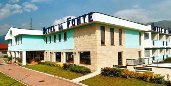 La Fonte Hotel Ome Buitenkant foto