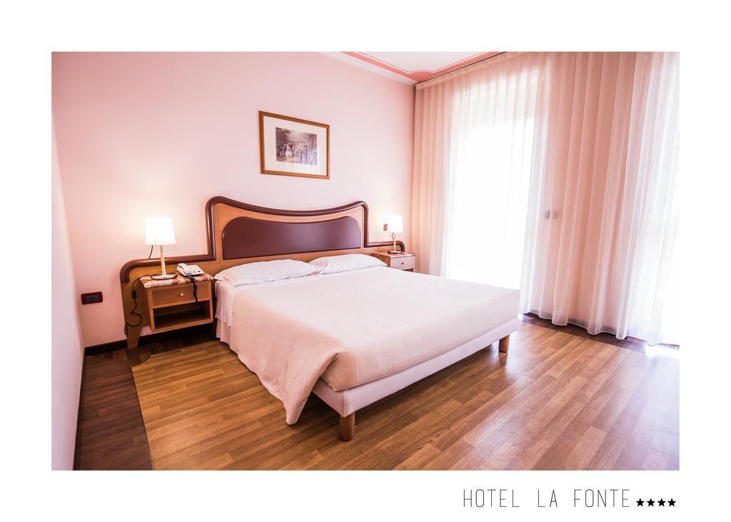 La Fonte Hotel Ome Buitenkant foto