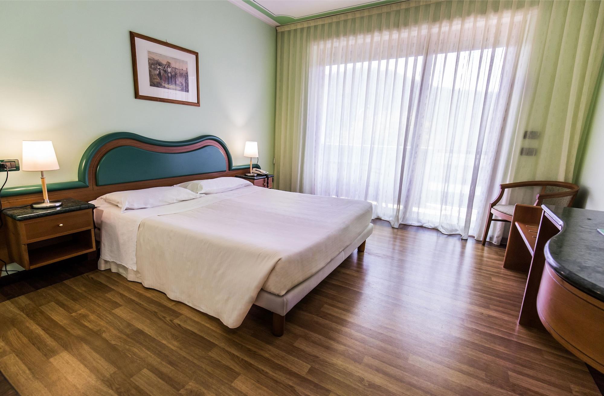La Fonte Hotel Ome Buitenkant foto